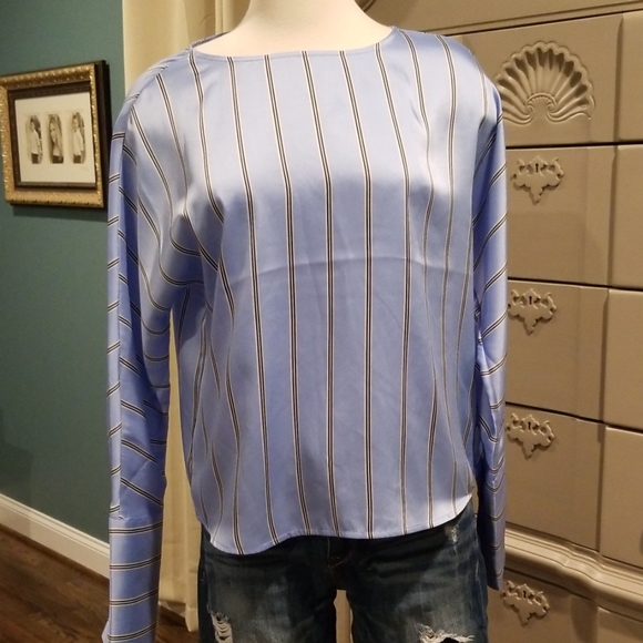 Express top NWT - Picture 1 of 8